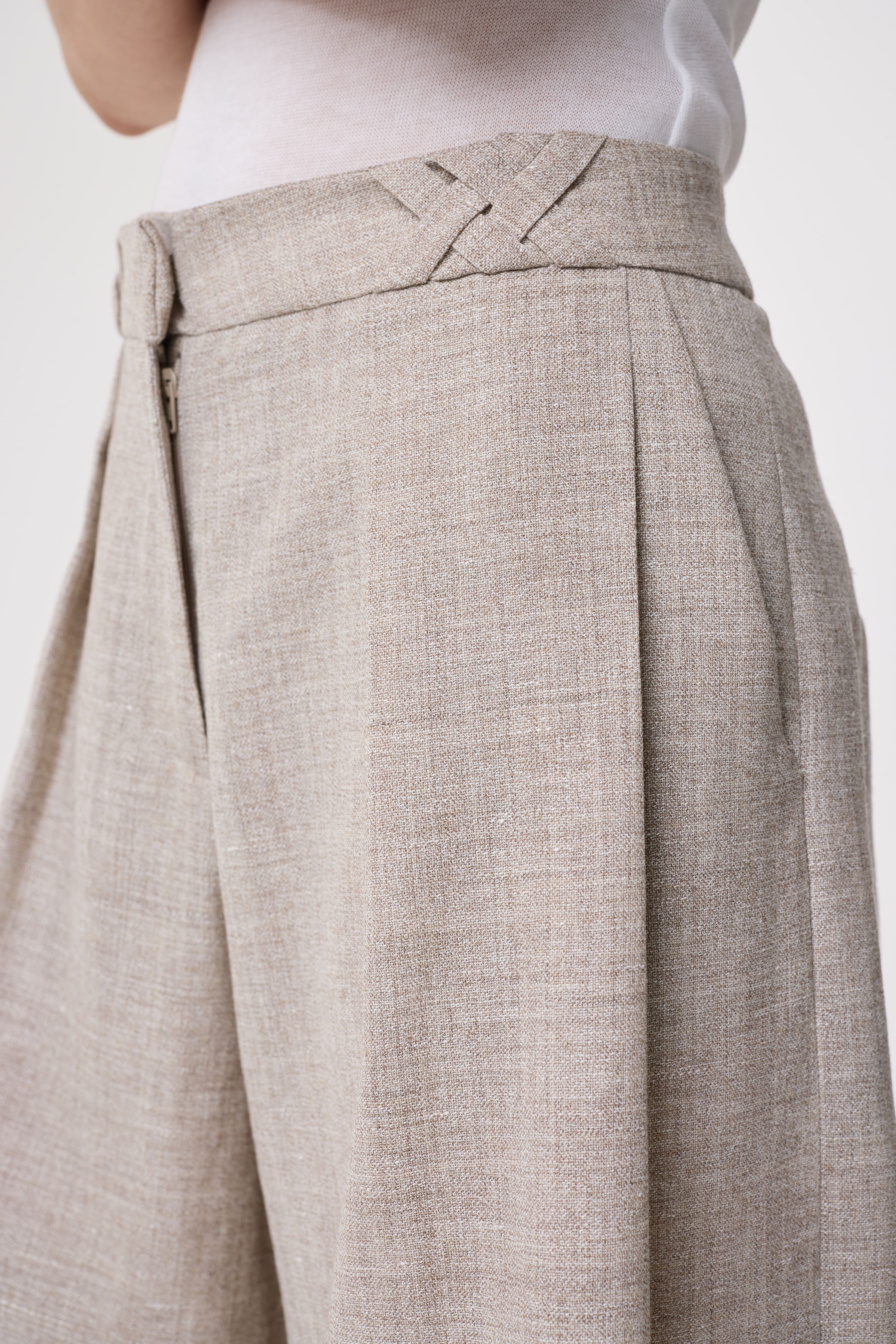 ARIA GREY UNDYED SHORTS