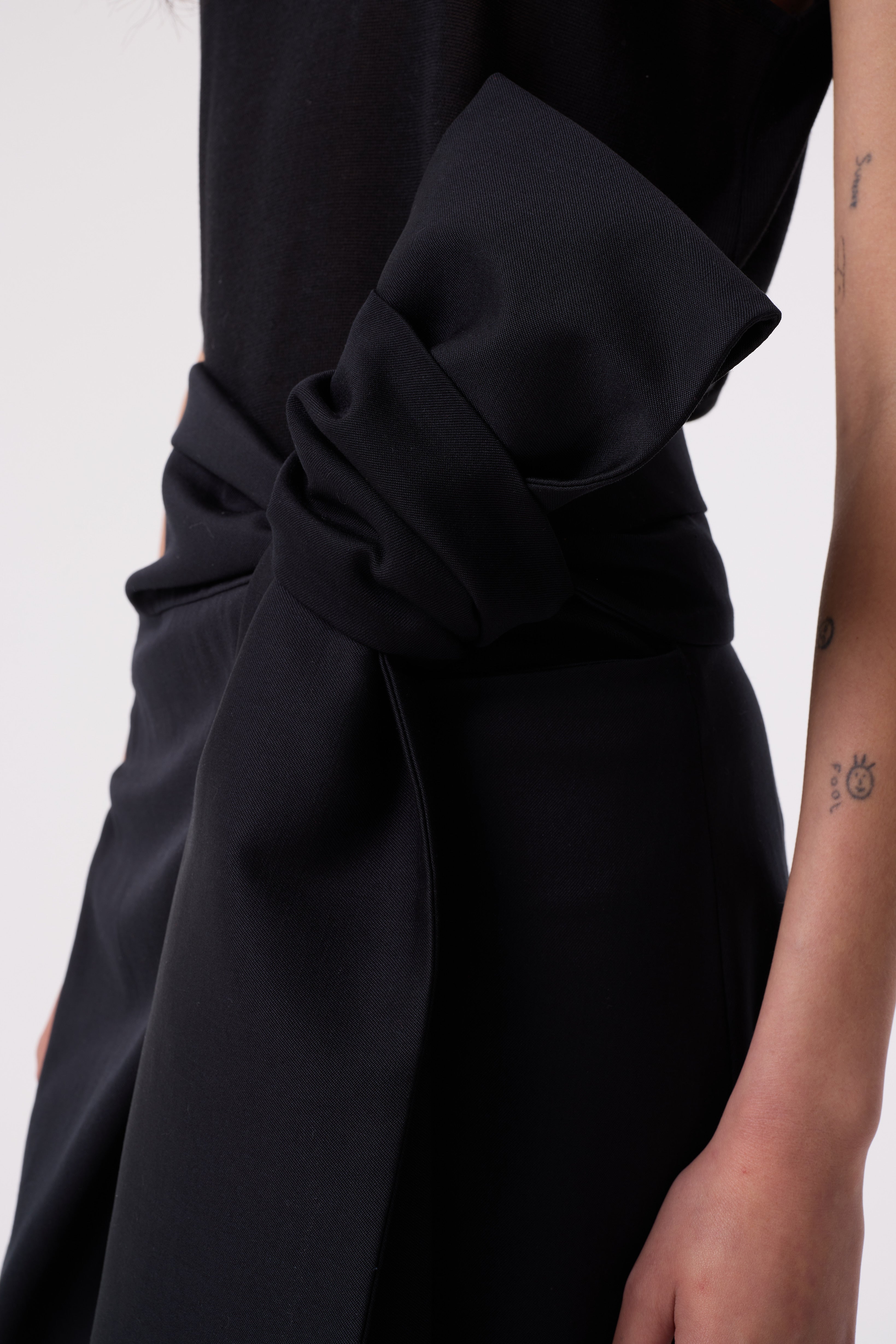 SABINA BLACK SKIRT