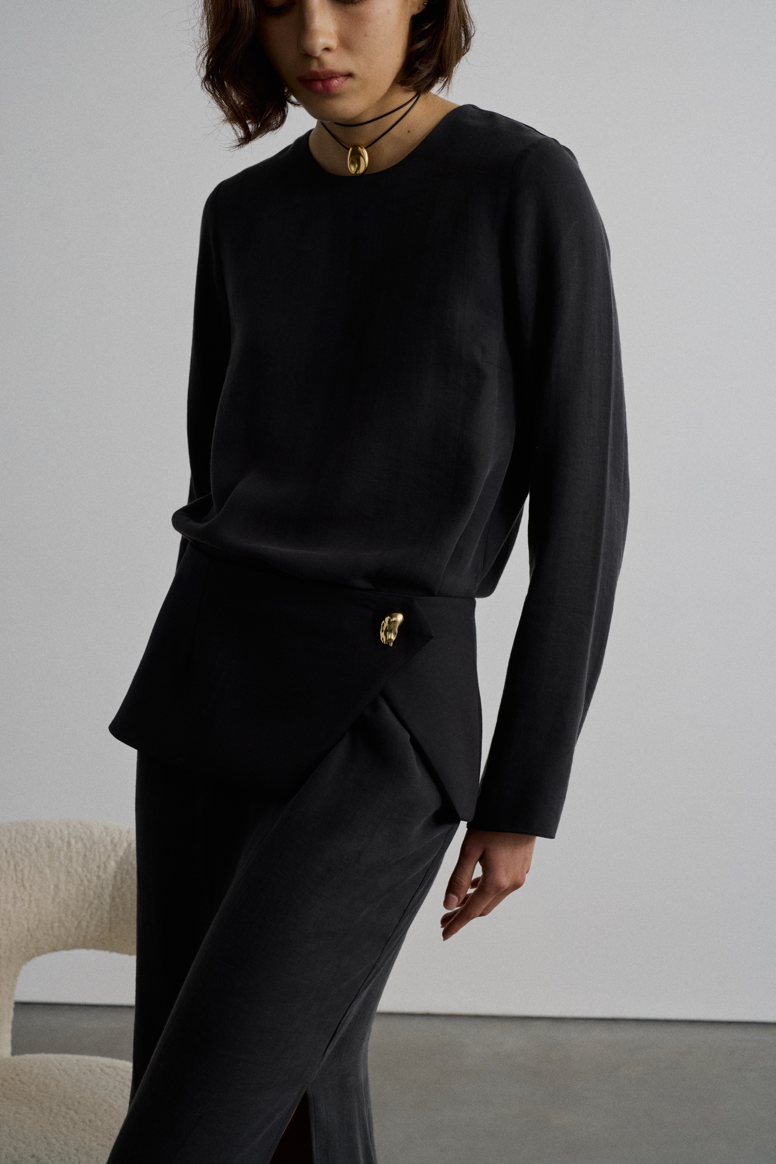 MAYA BLACK DRESS WITH PEPLUM BELT