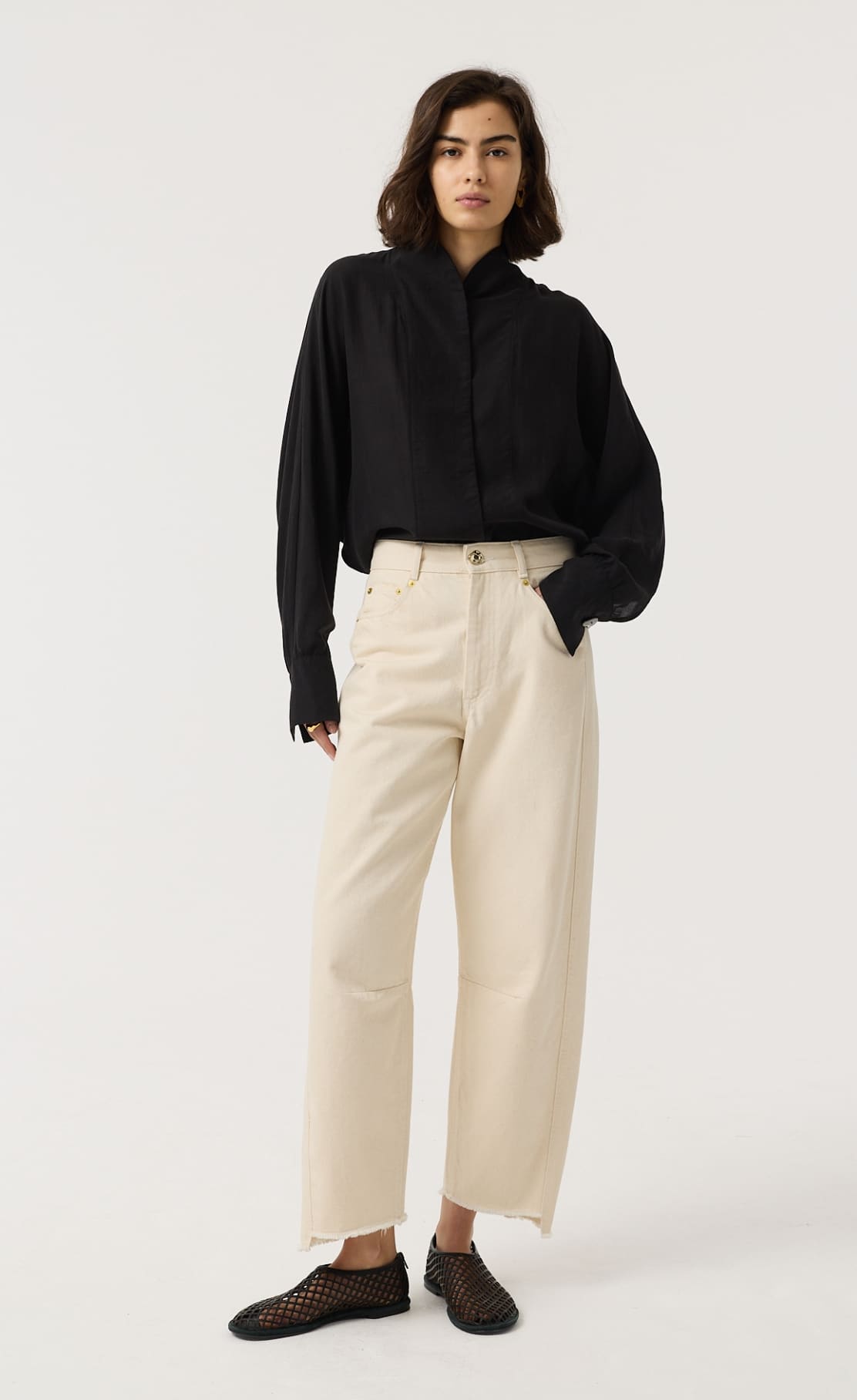 BLAKE ECRU BARREL JEANS