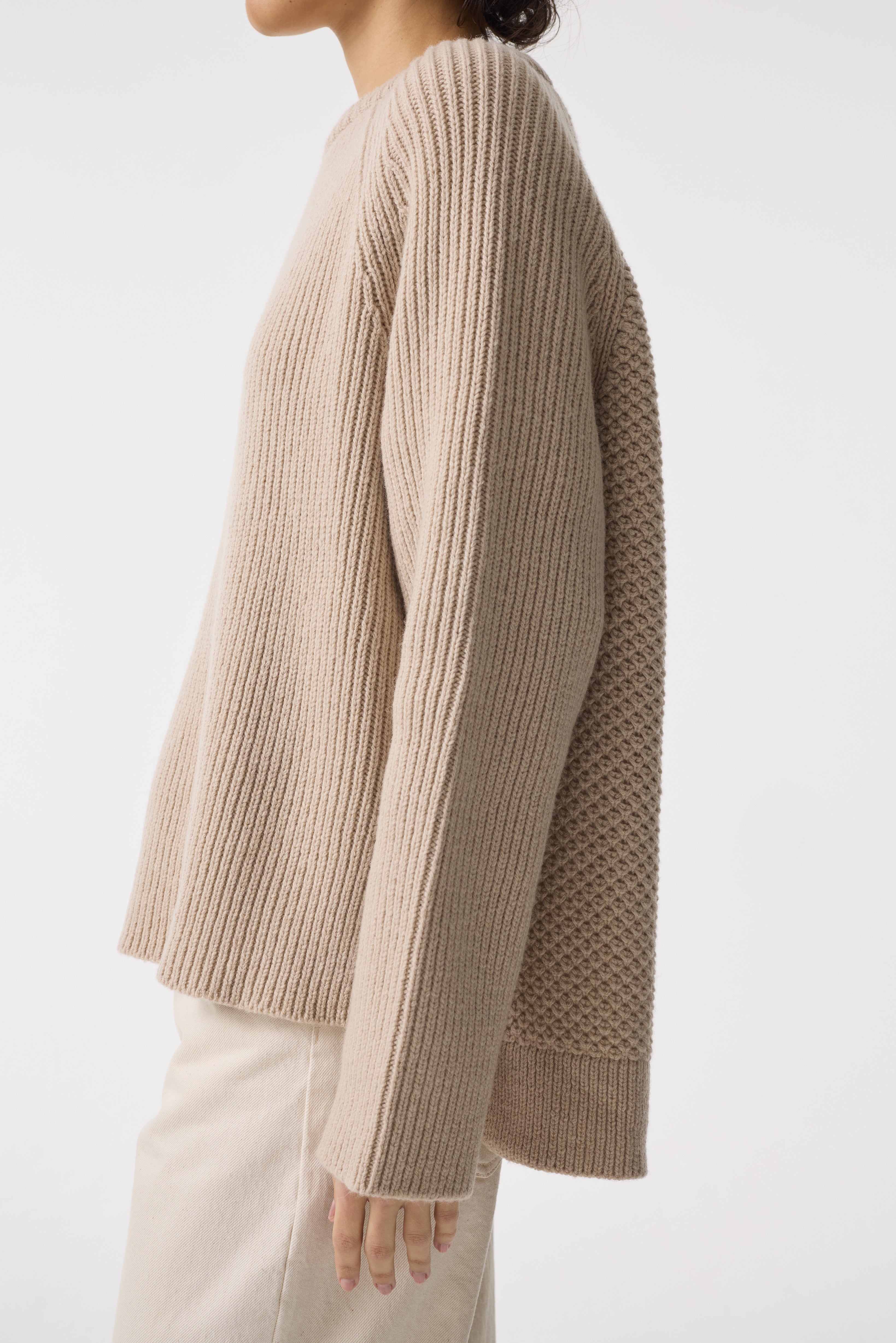 AMARA OYSTER JUMPER