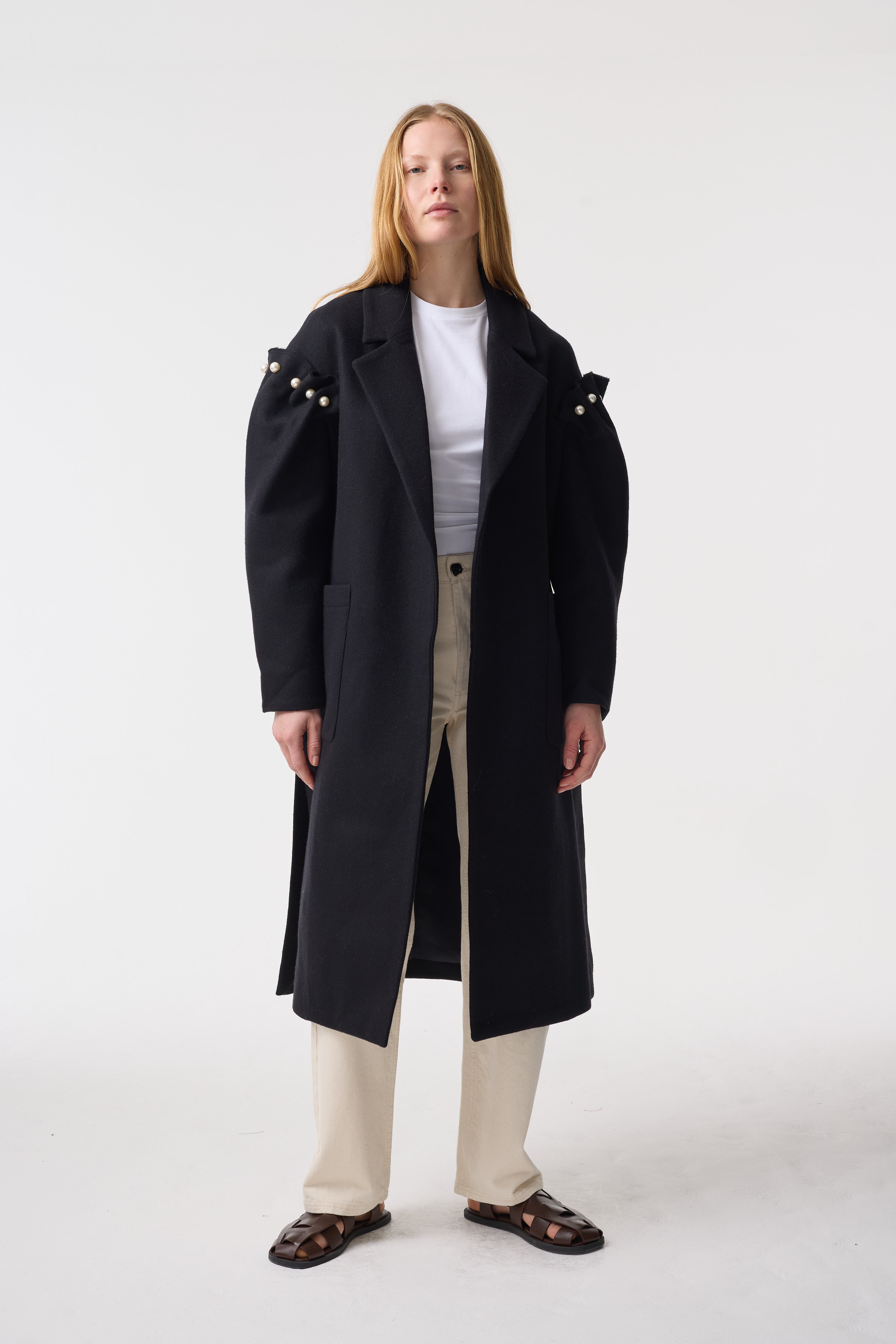 WREN BLACK COAT