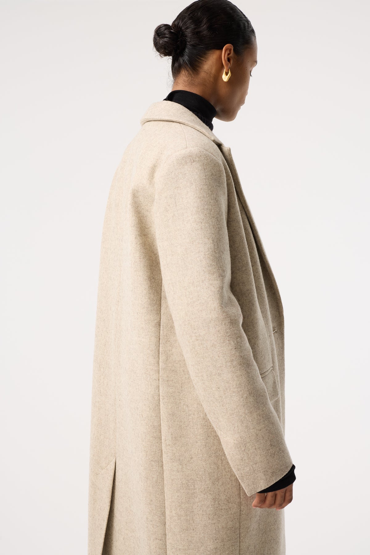 DITA NATURAL 100% UNDYED WOOL COAT