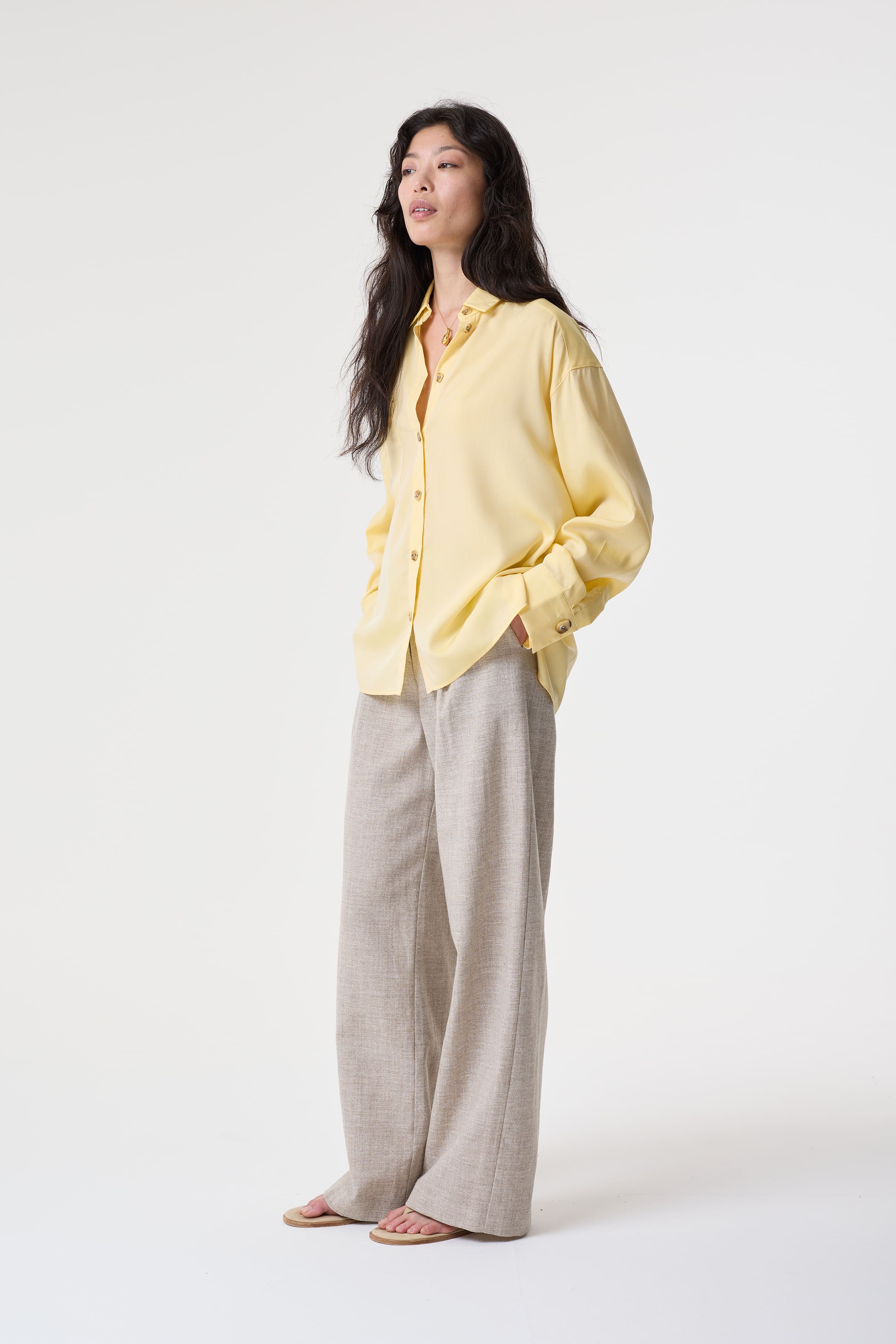 ROBYN BUTTER YELLOW SHIRT