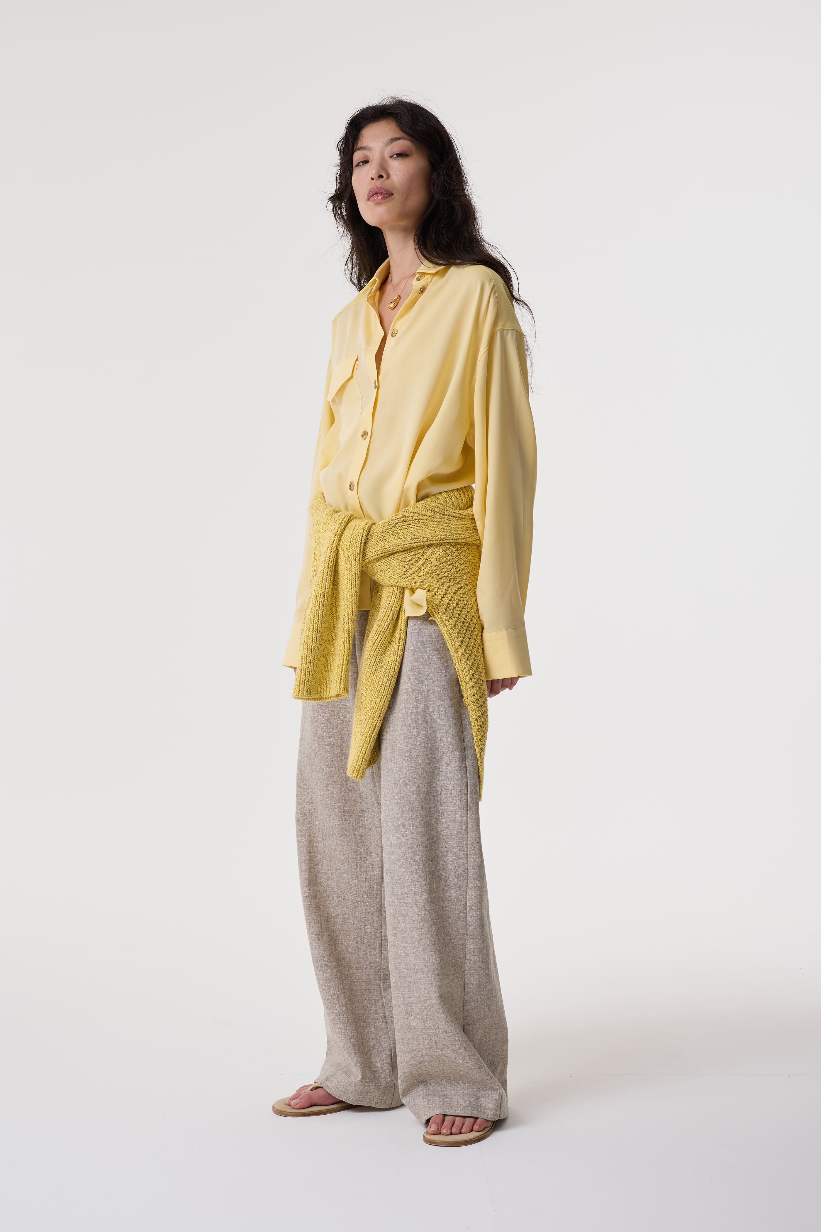 ROBYN BUTTER YELLOW SHIRT