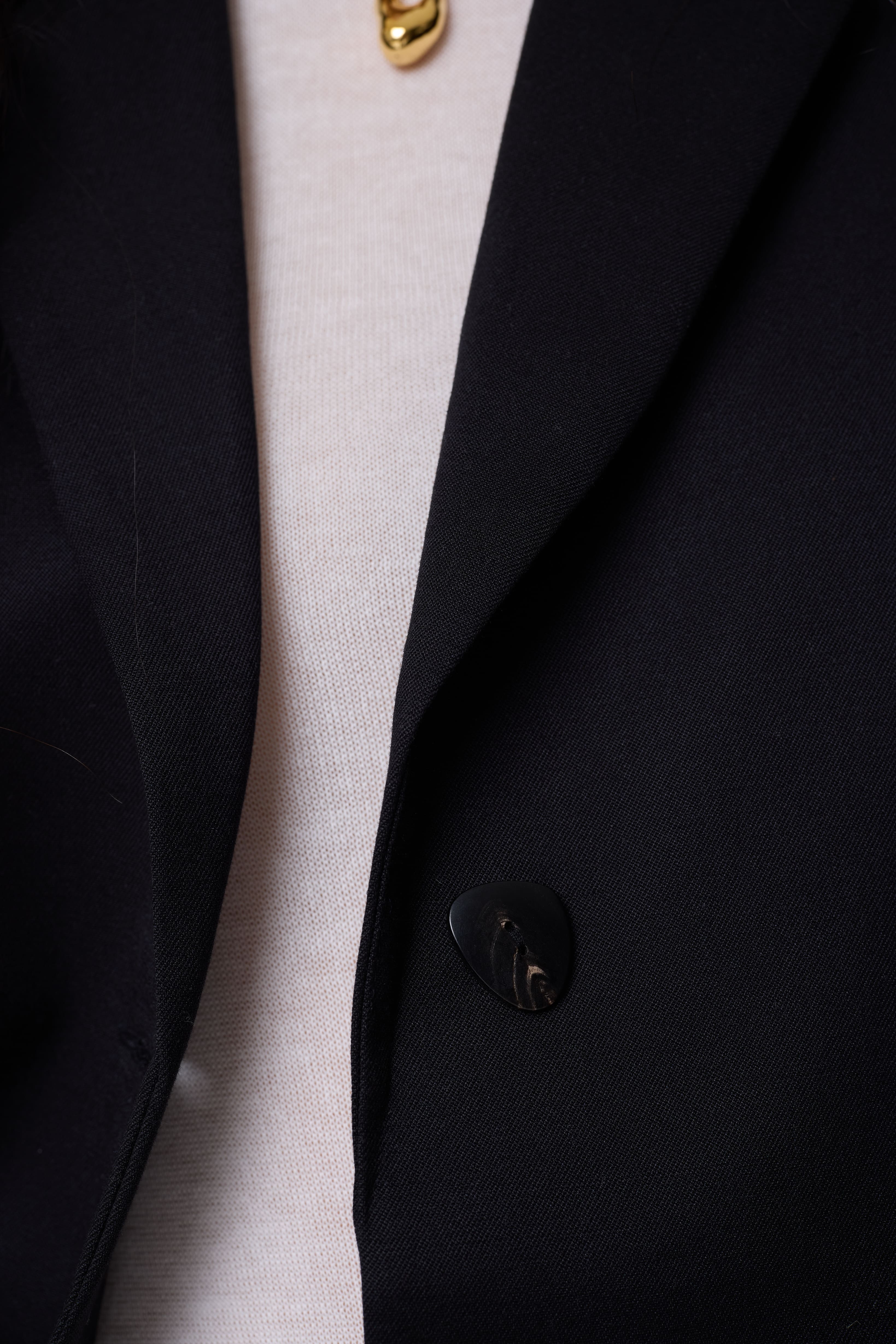 AMELIA BLACK JACKET