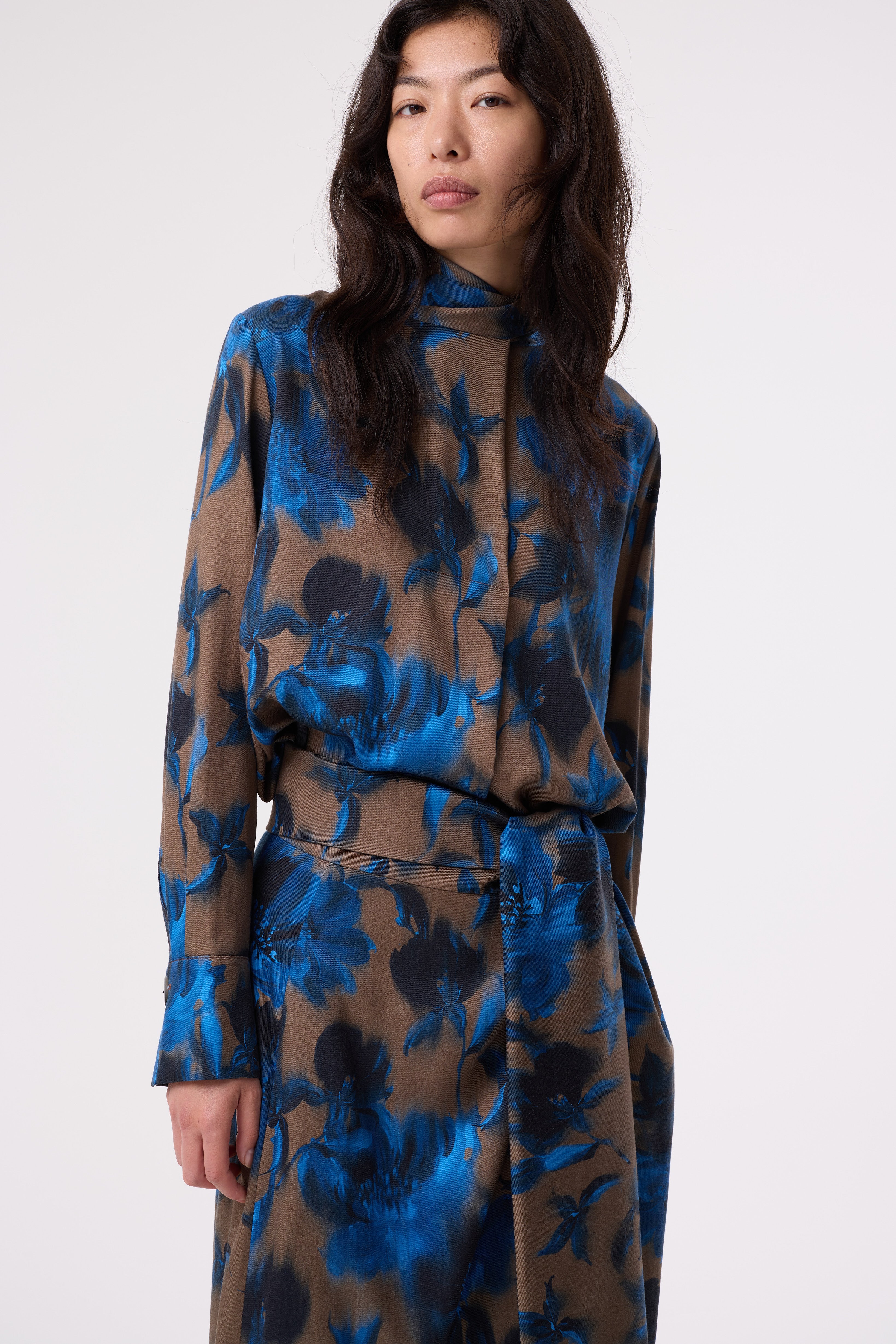 VIOLA BLURRED FLORAL PRINT BLOUSE