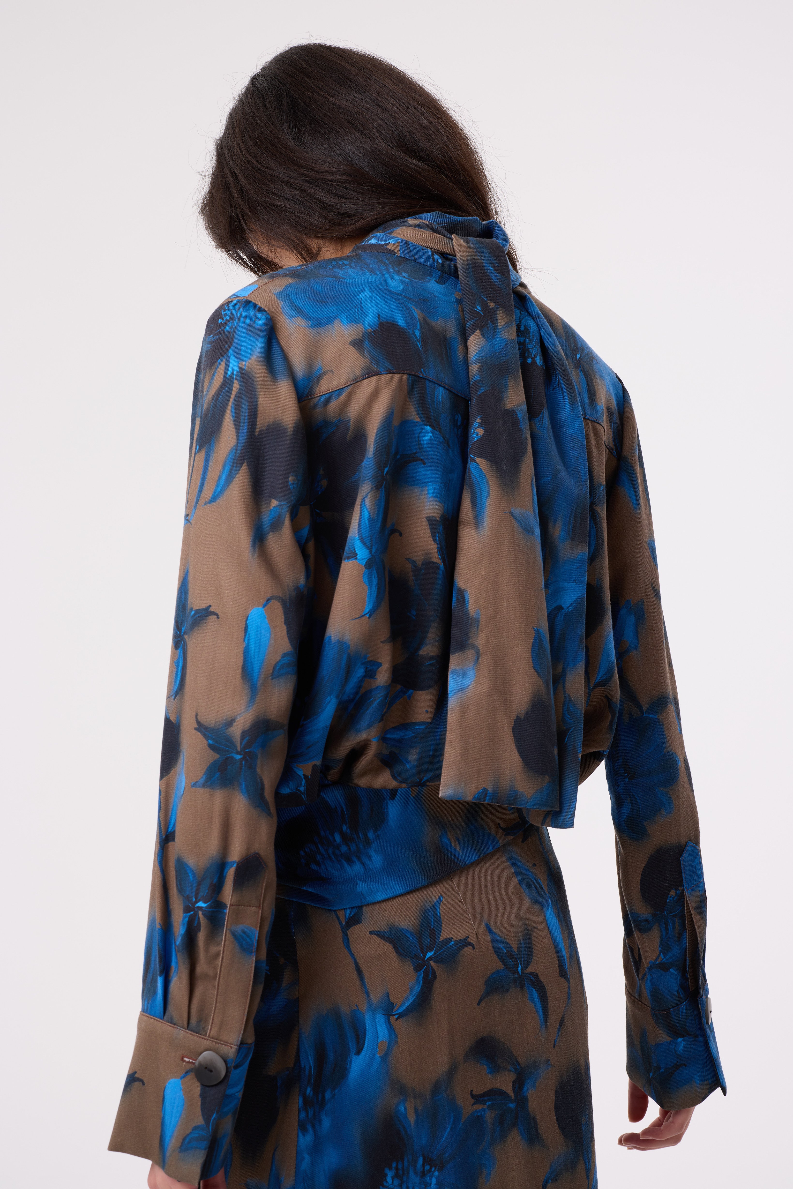 VIOLA BLURRED FLORAL PRINT BLOUSE