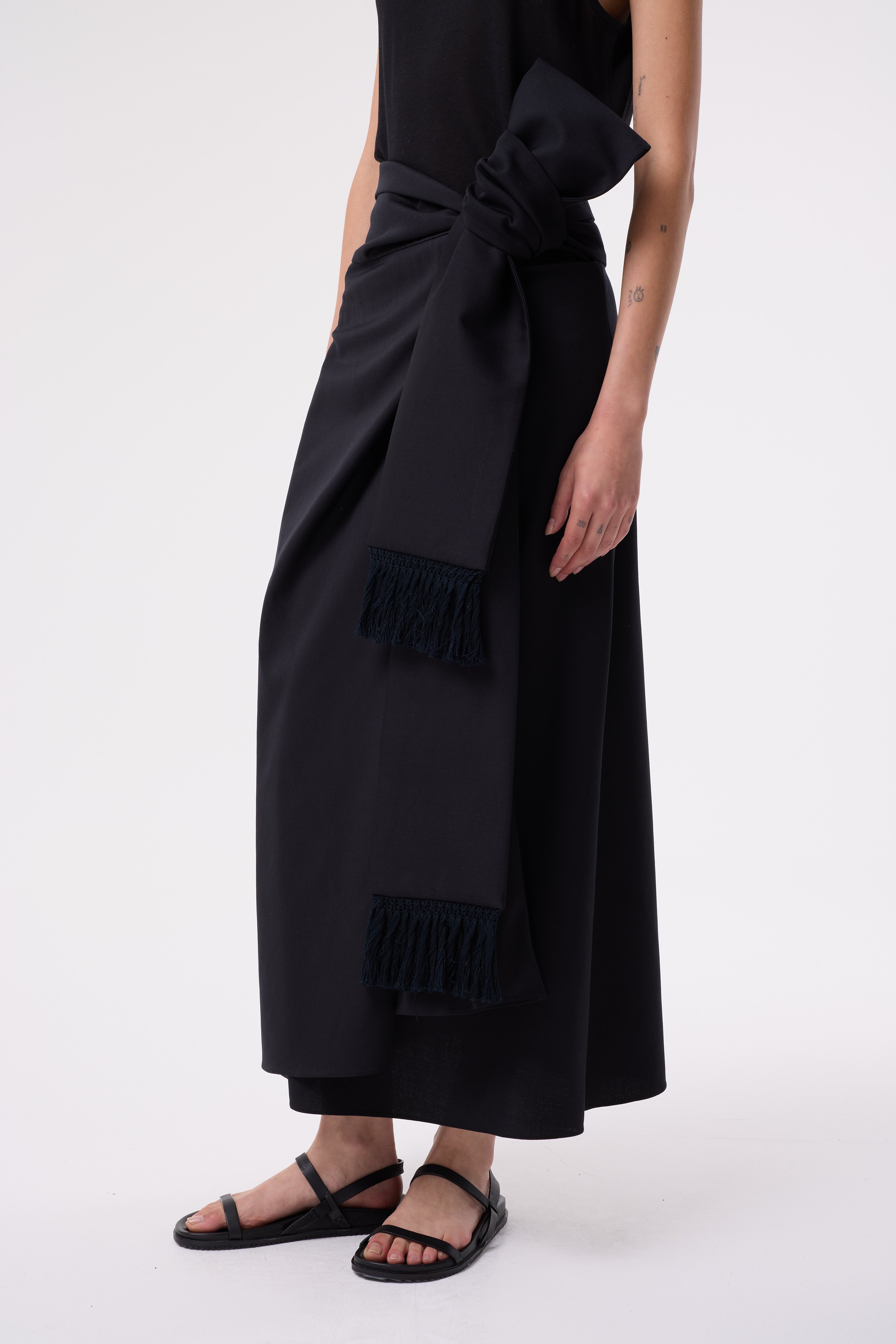 SABINA BLACK SKIRT
