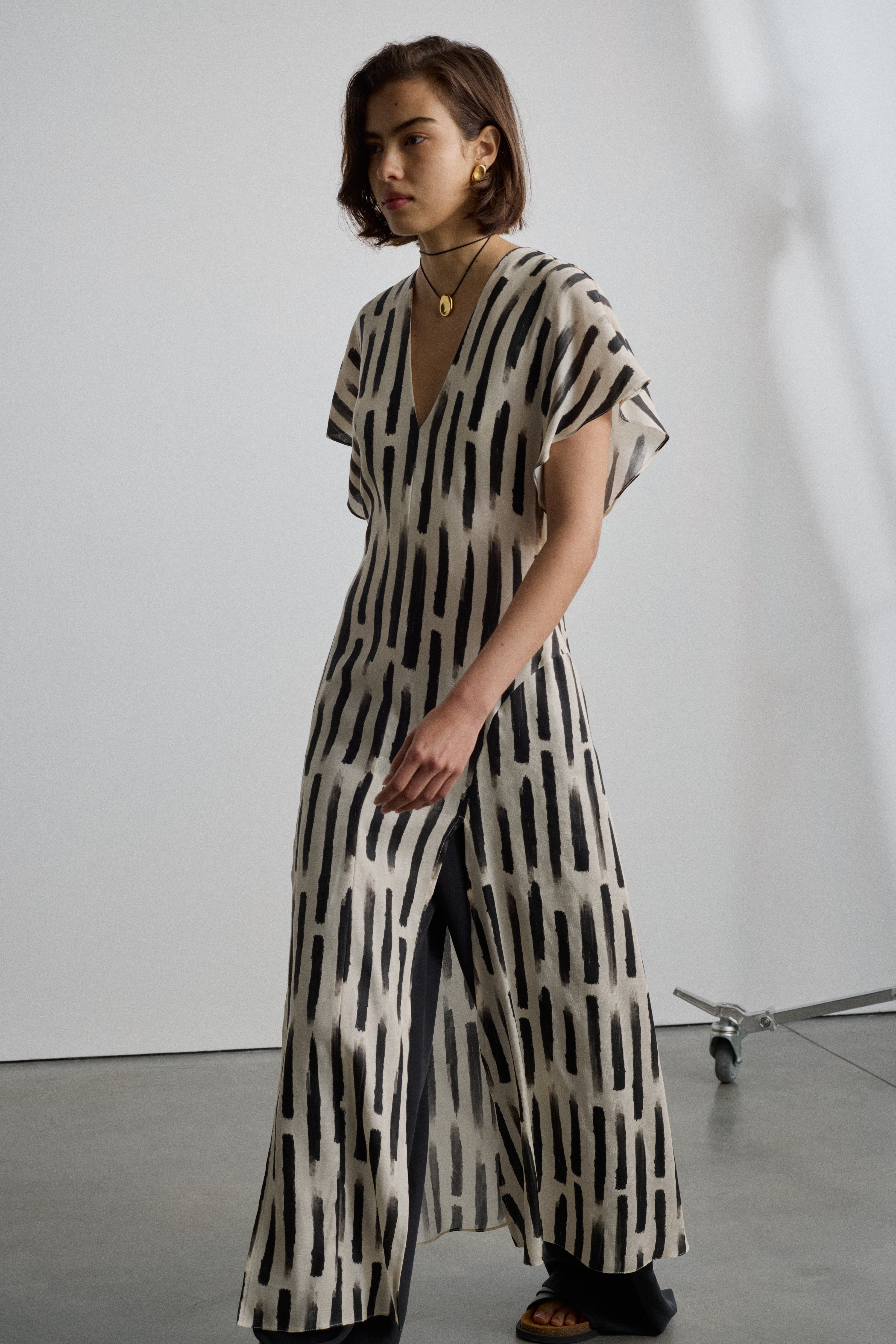 HOLLIE BRUSH STROKE PRINT DRESS