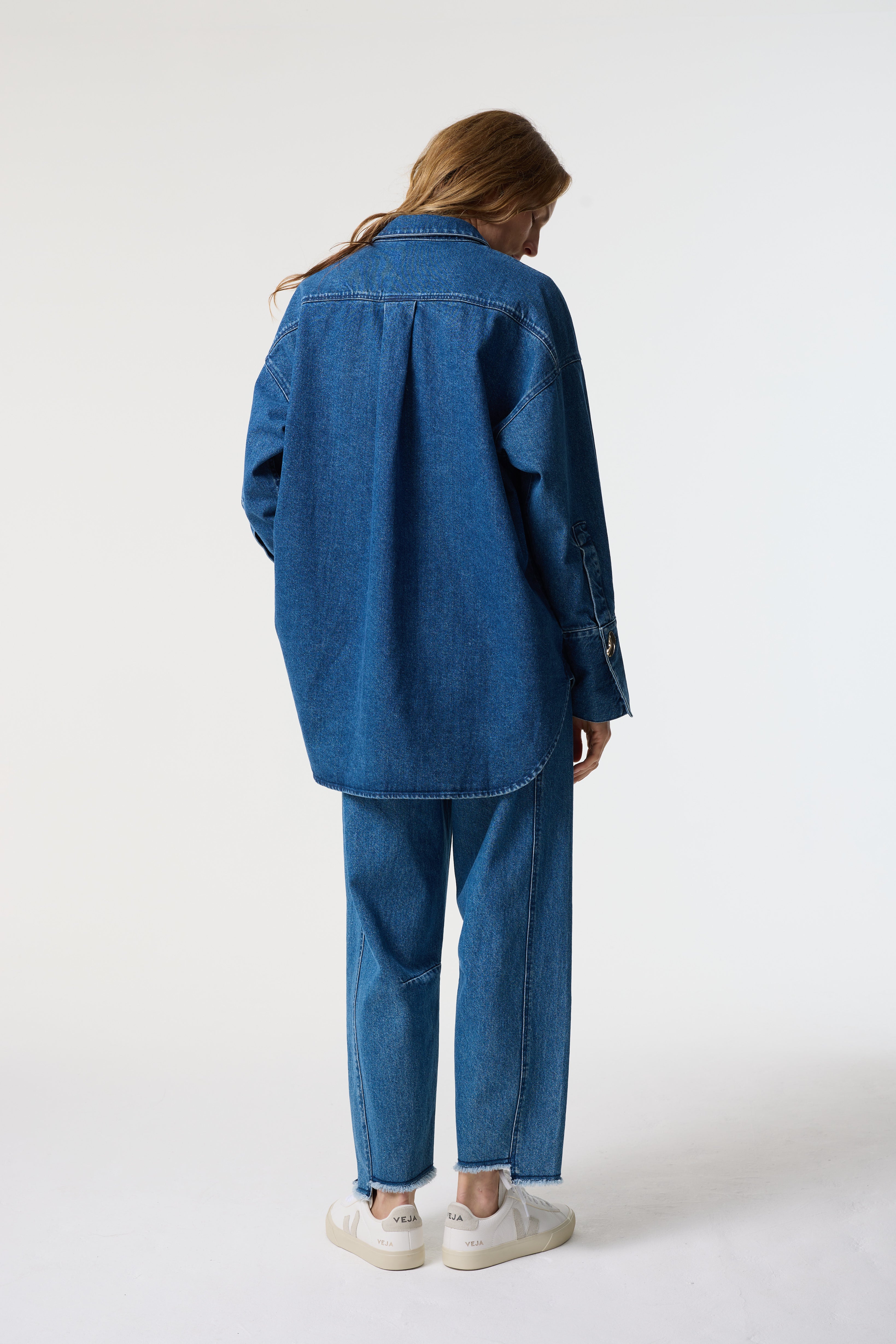 FENELLA MID WASH SHIRT