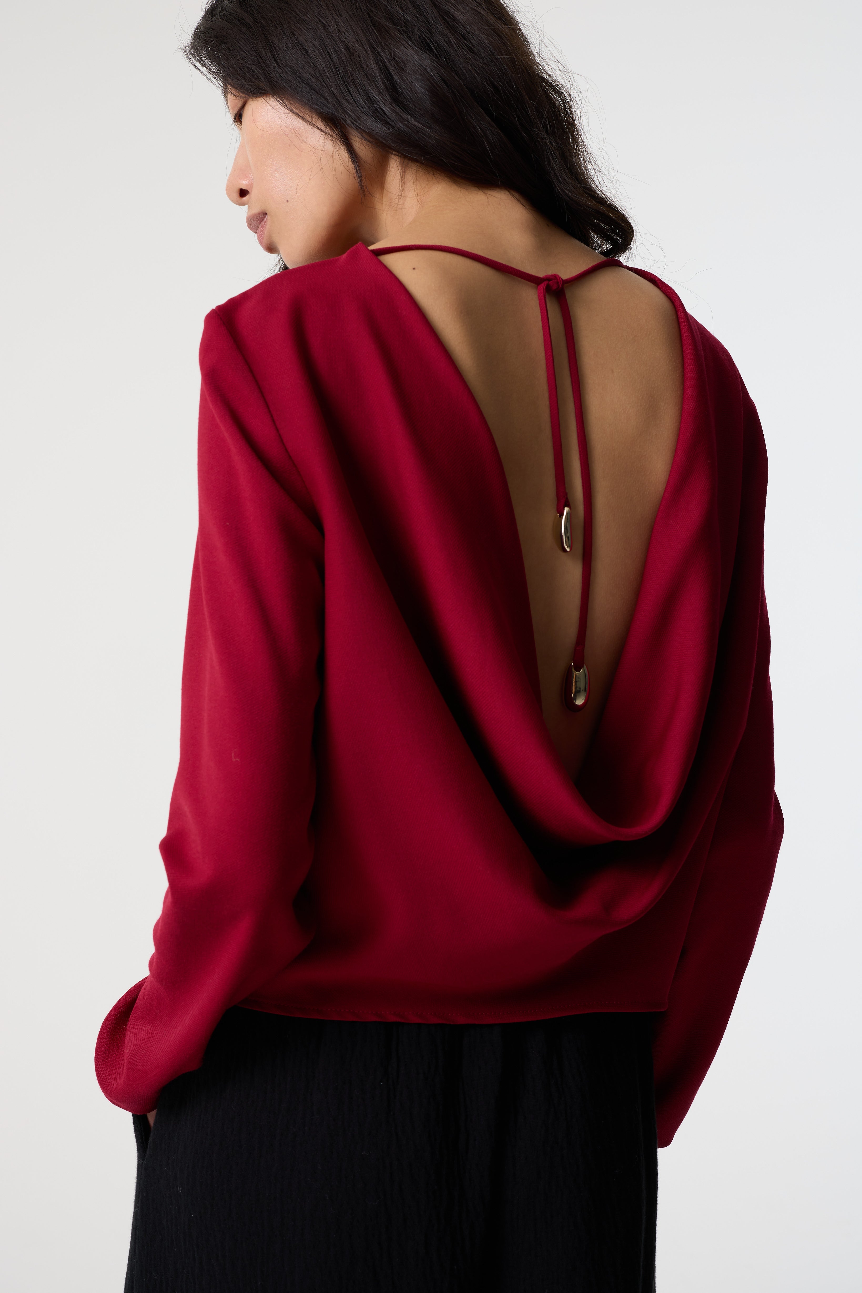LEA RED TOP