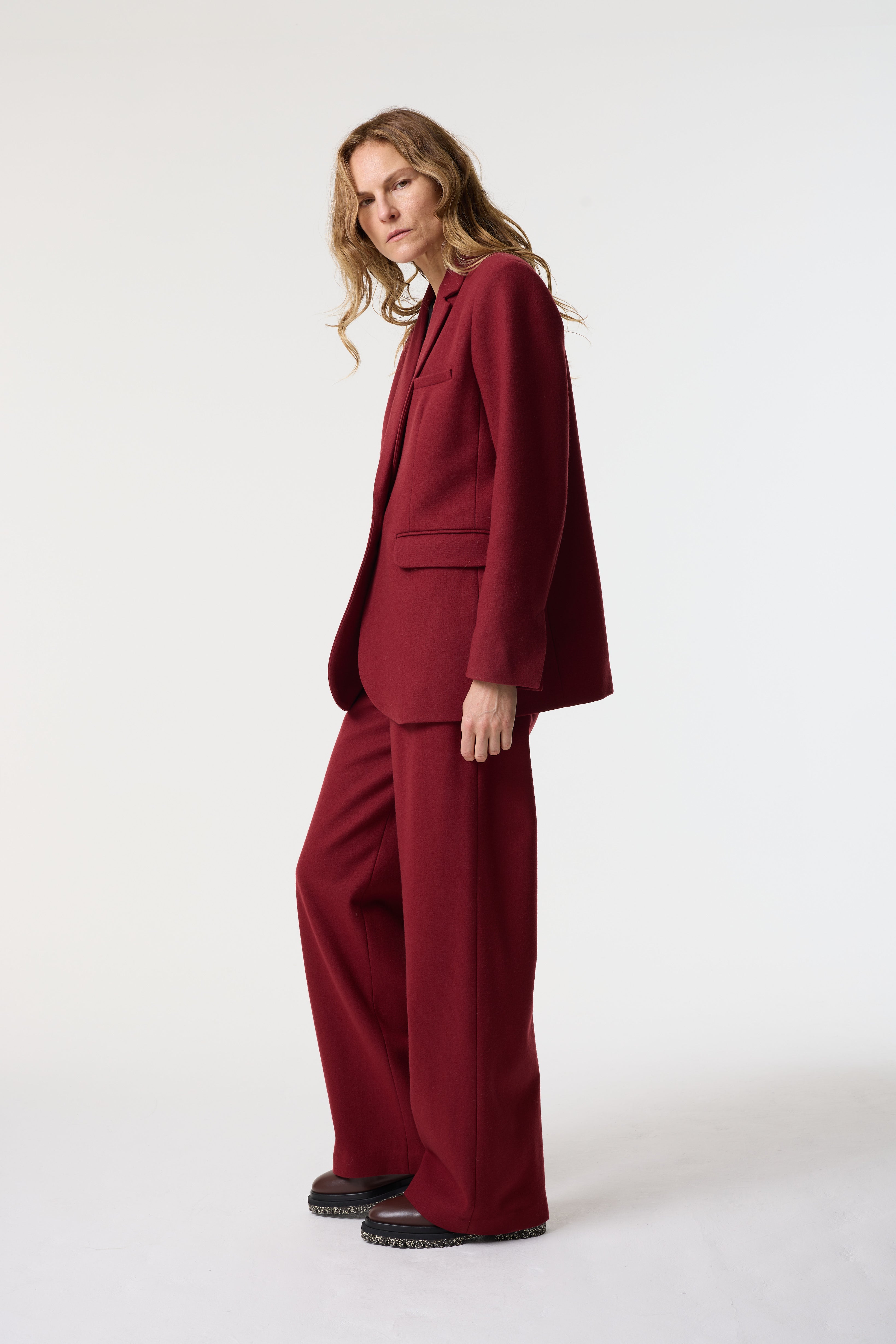 NOOR DEEP RED JACKET