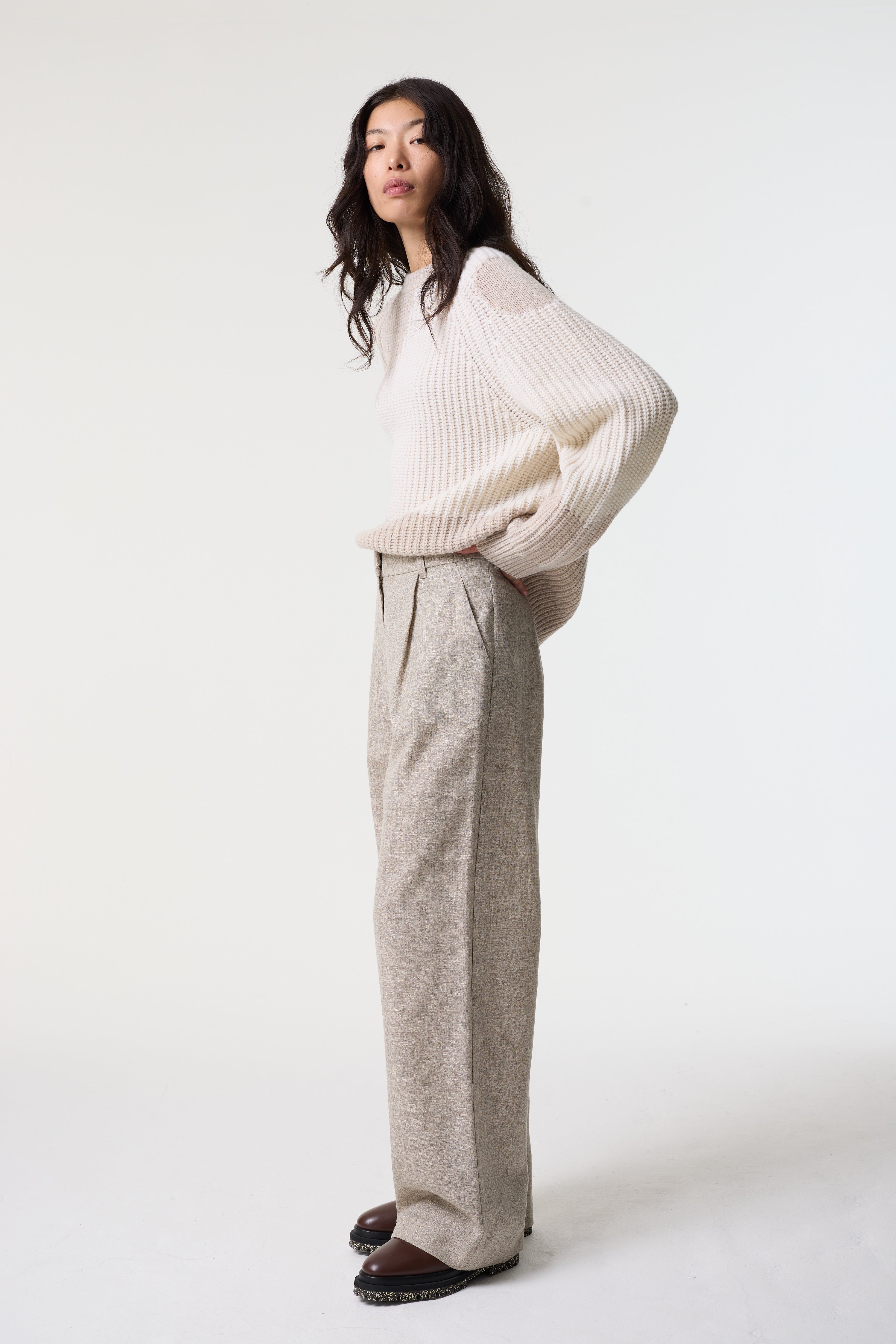 REMI IVORY/OYSTER JUMPER