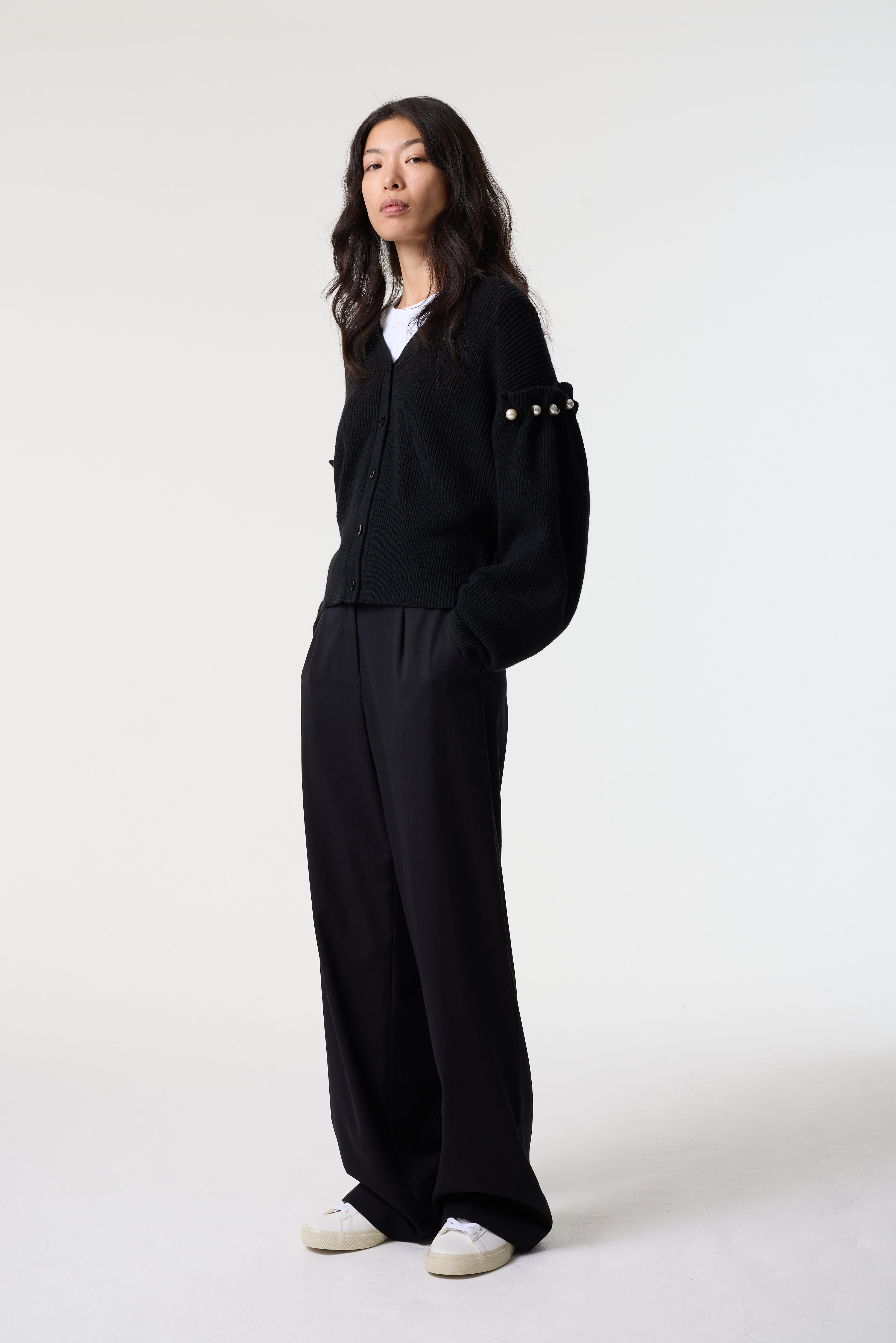 ZELIA BLACK CARDIGAN