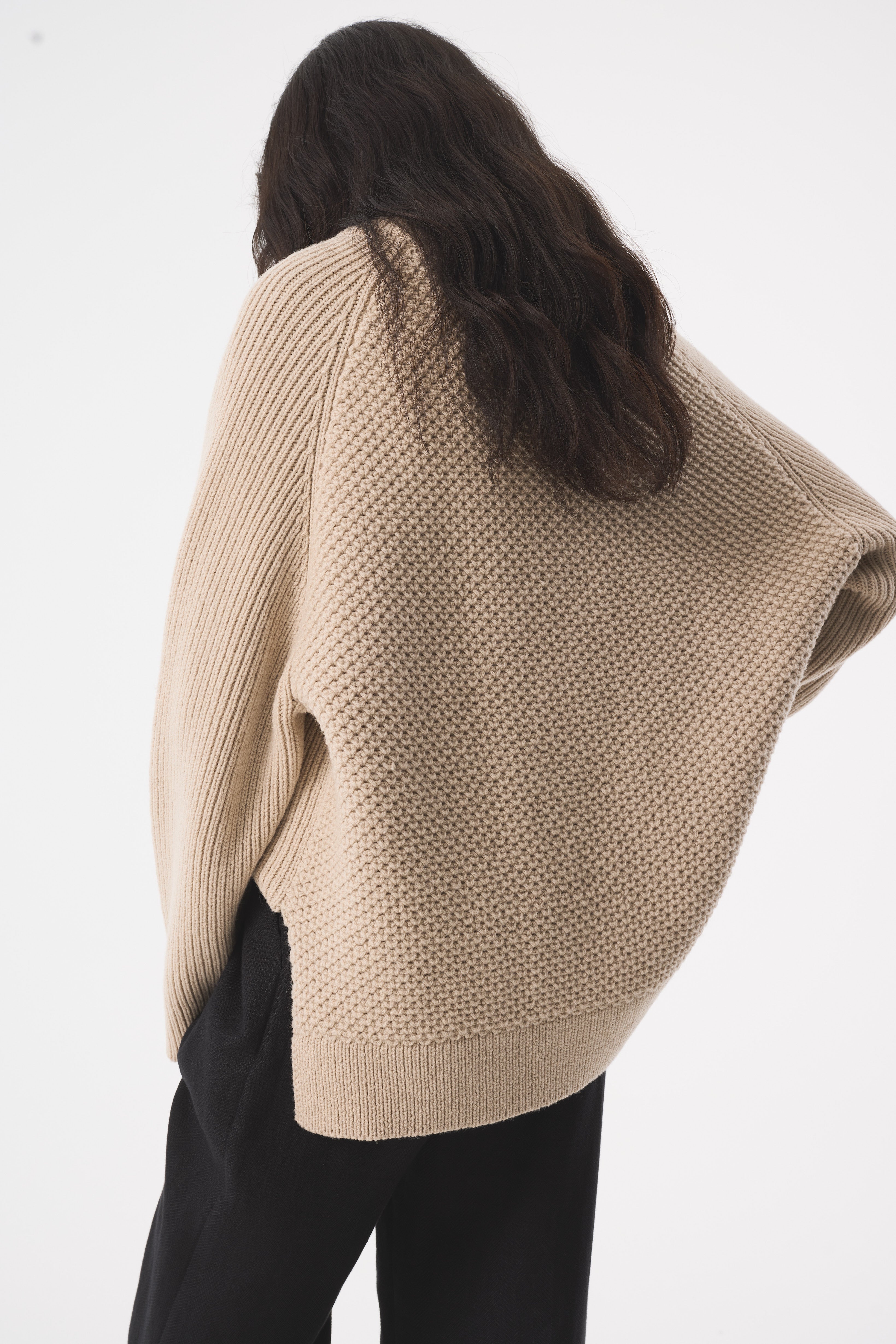 AMARA OYSTER JUMPER