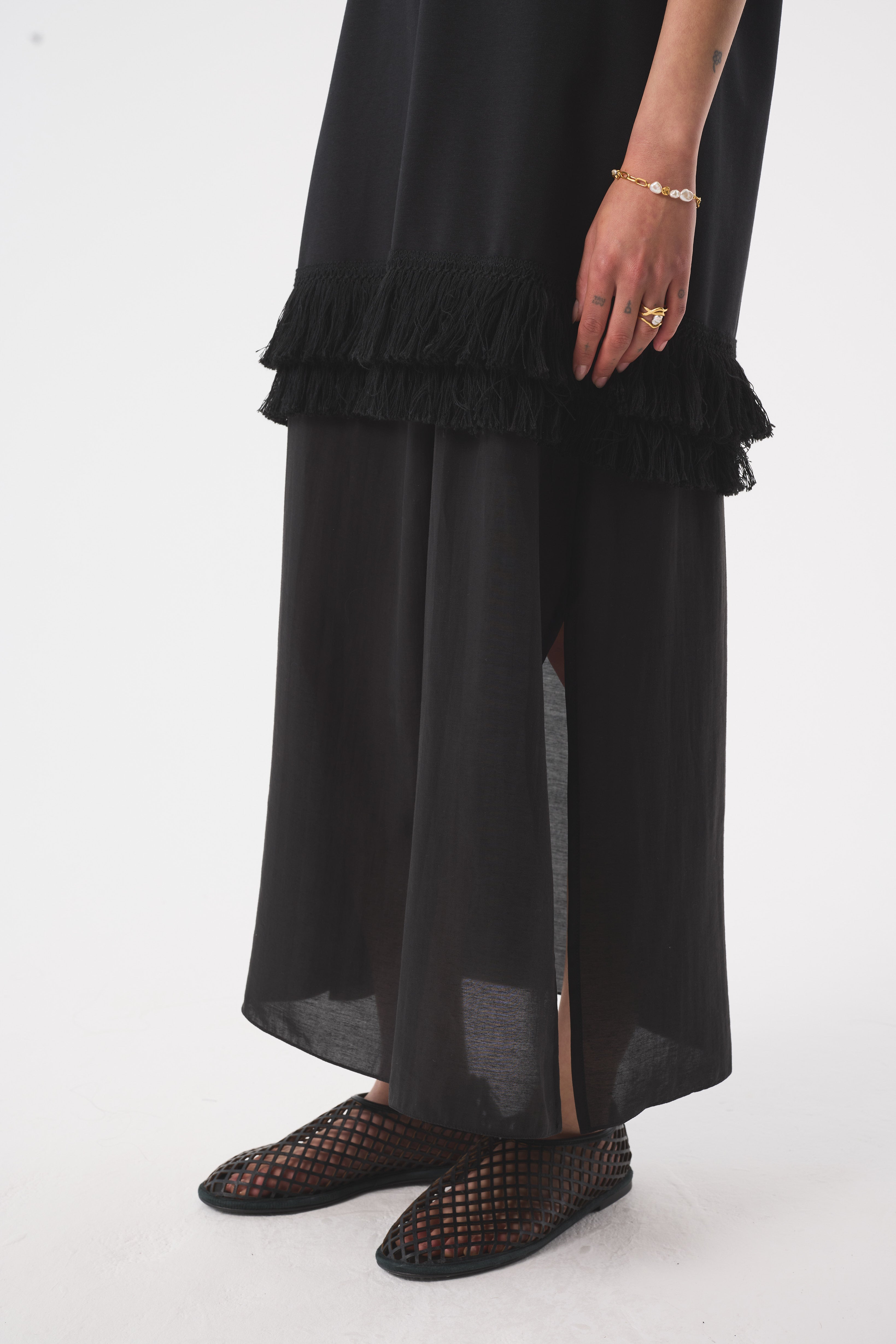 RAYA BLACK SKIRT