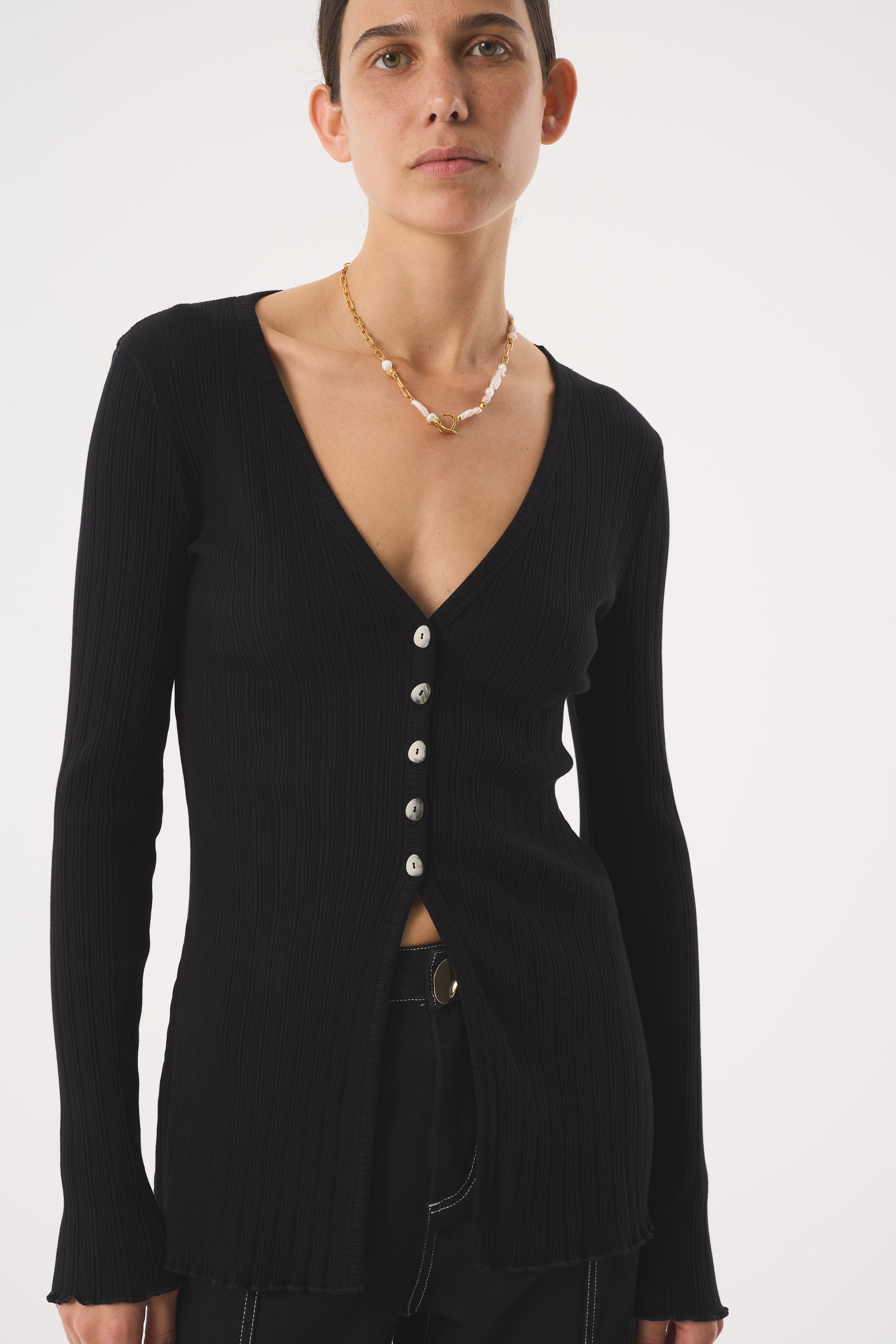 ANIELA BLACK CARDIGAN