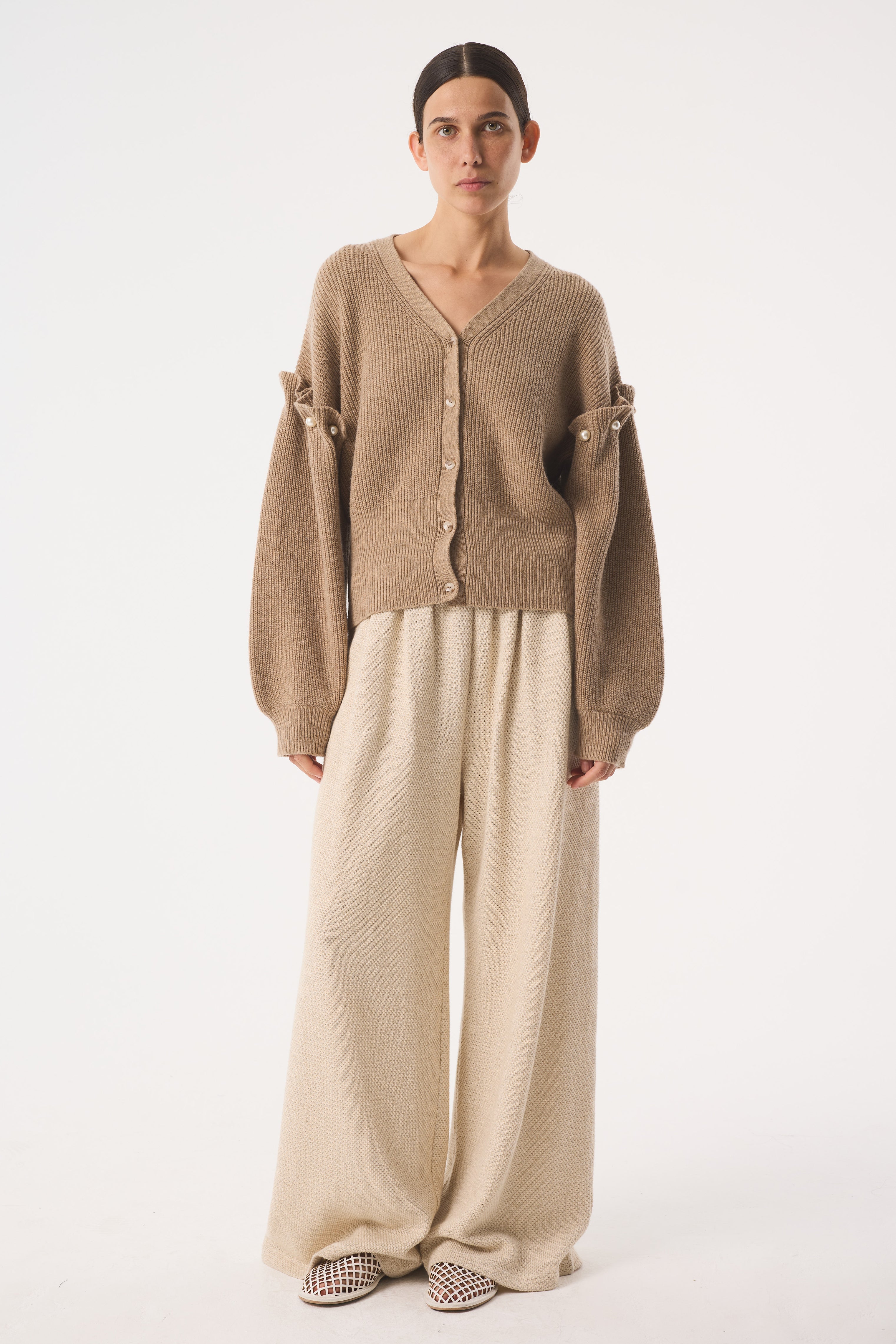 ZELIA OATMEAL CARDIGAN