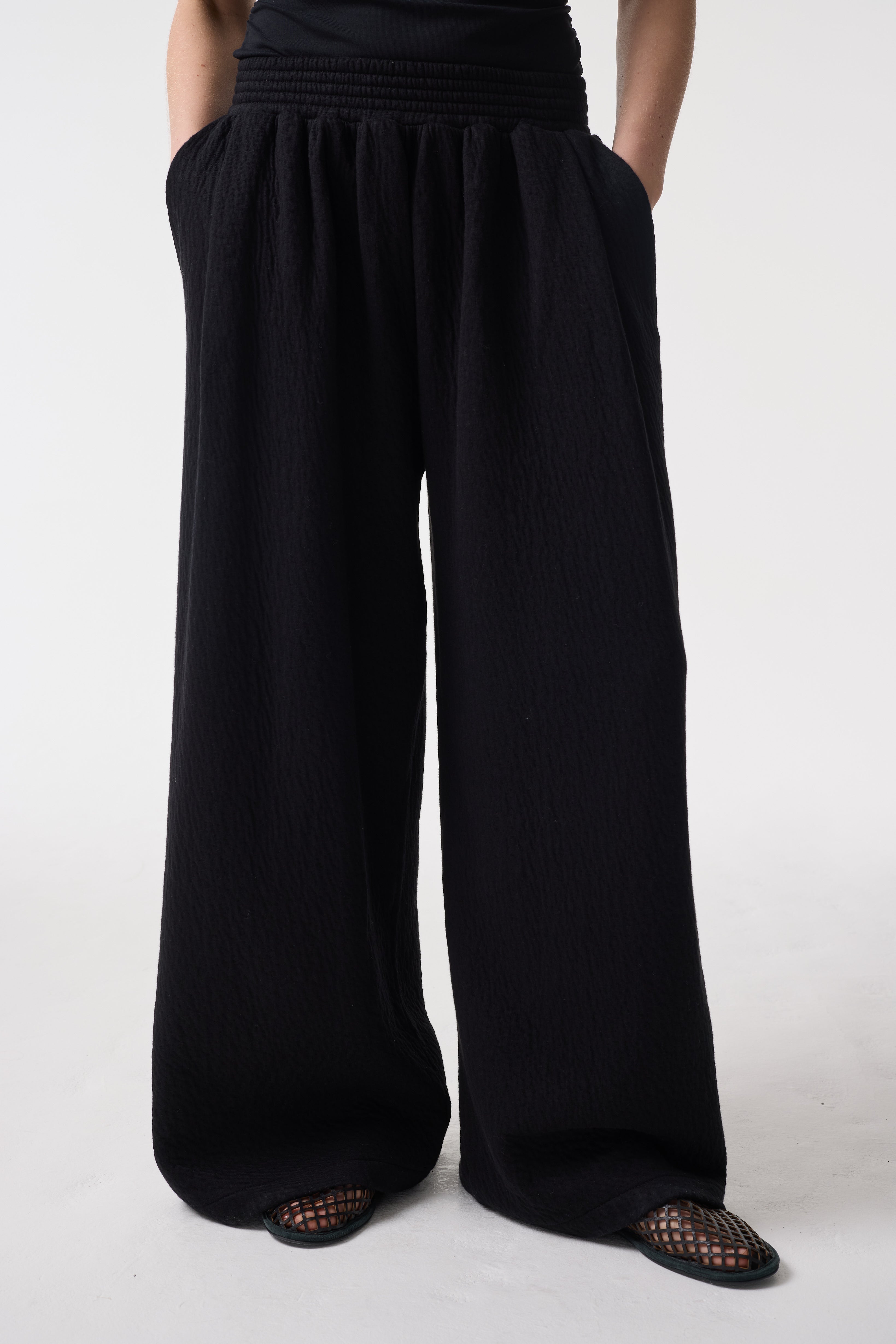 SAVANE BLACK TROUSERS