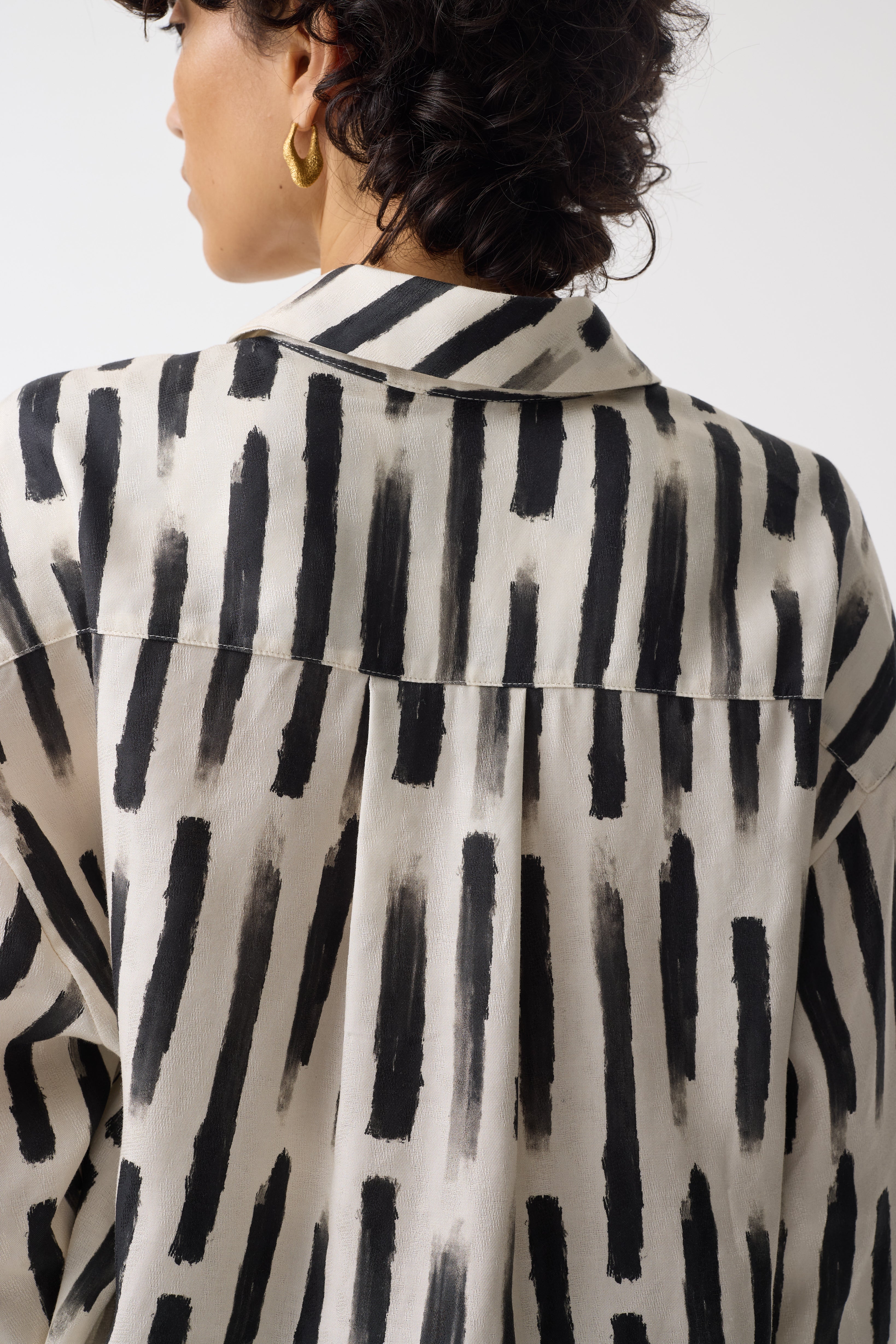 ROBBIE BRUSH STROKE PRINT SHIRT