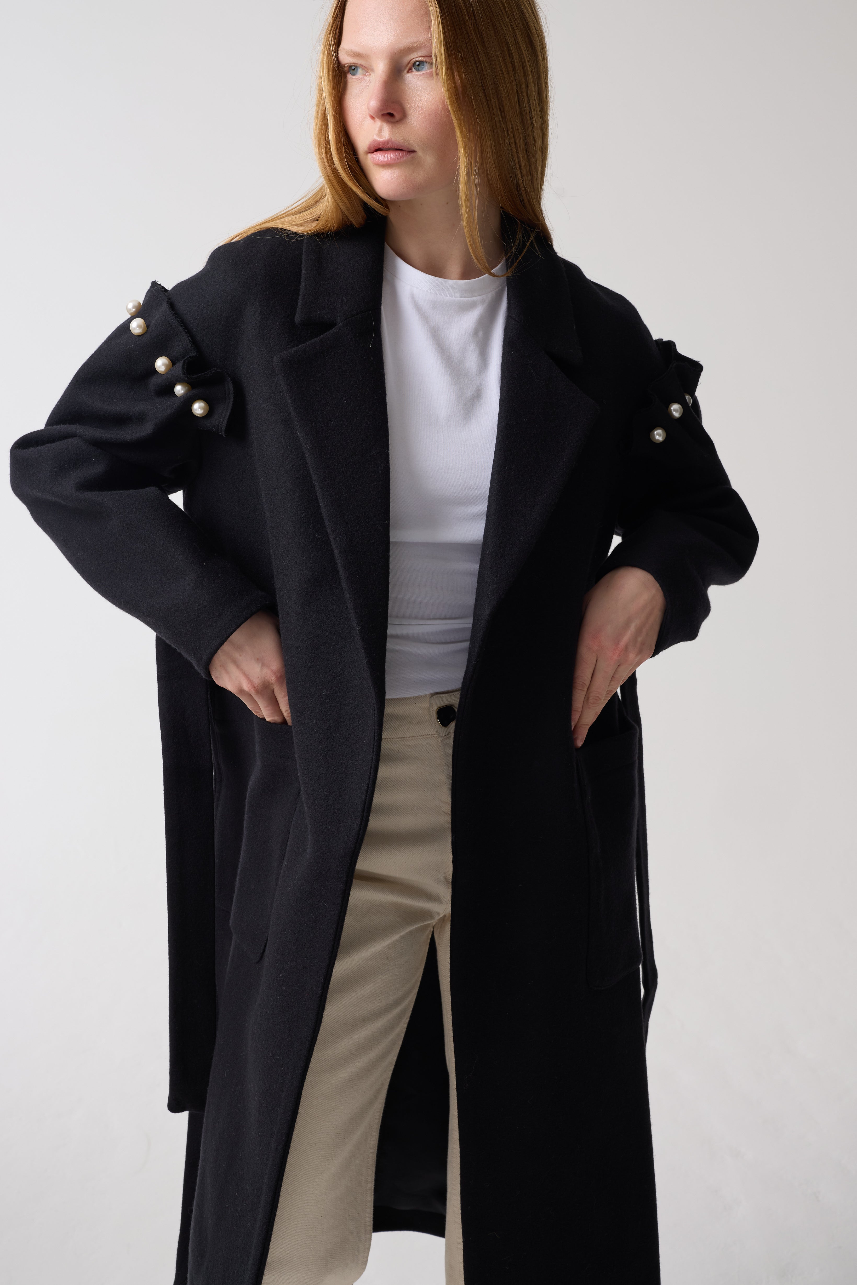 WREN BLACK COAT