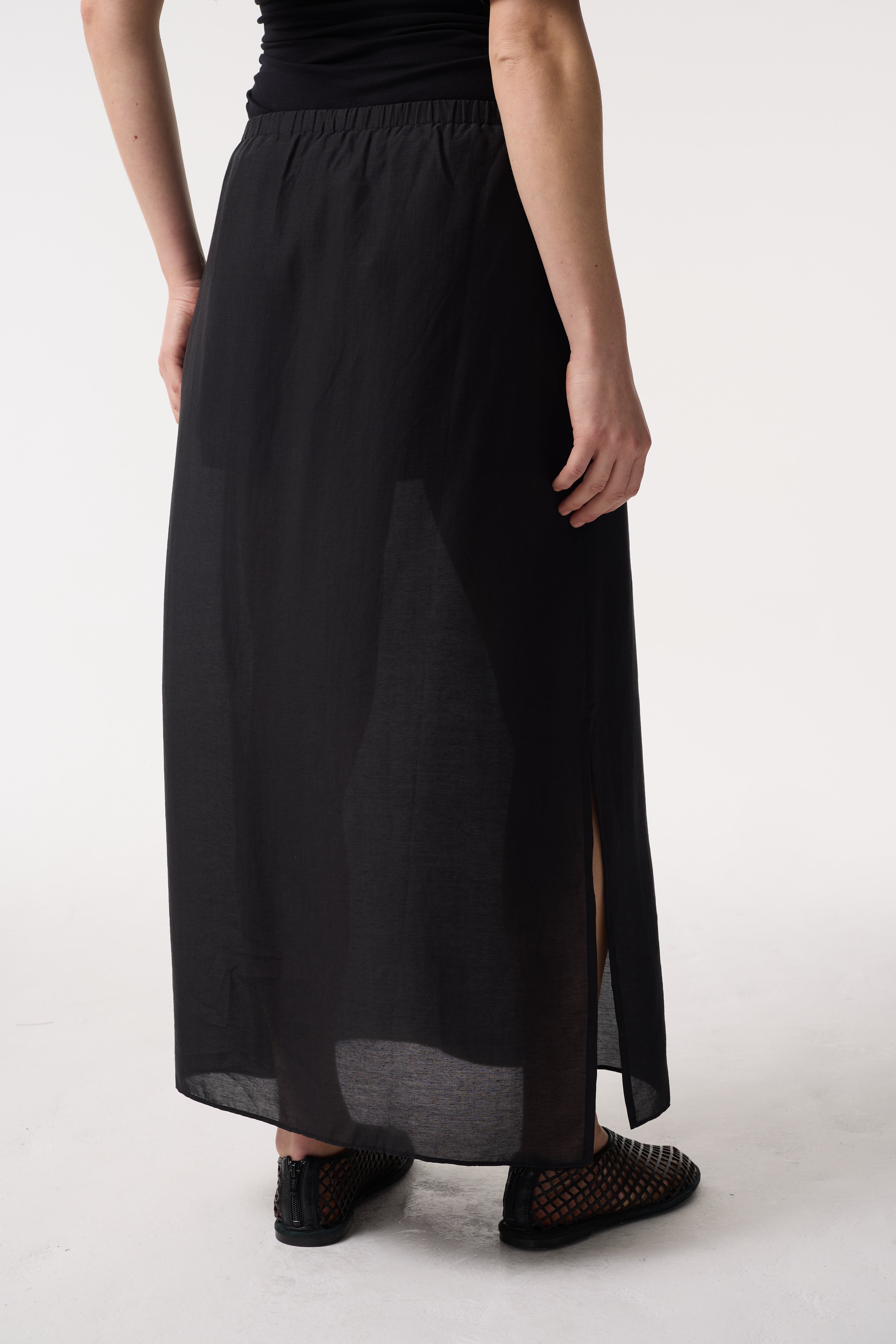 RAYA BLACK SKIRT