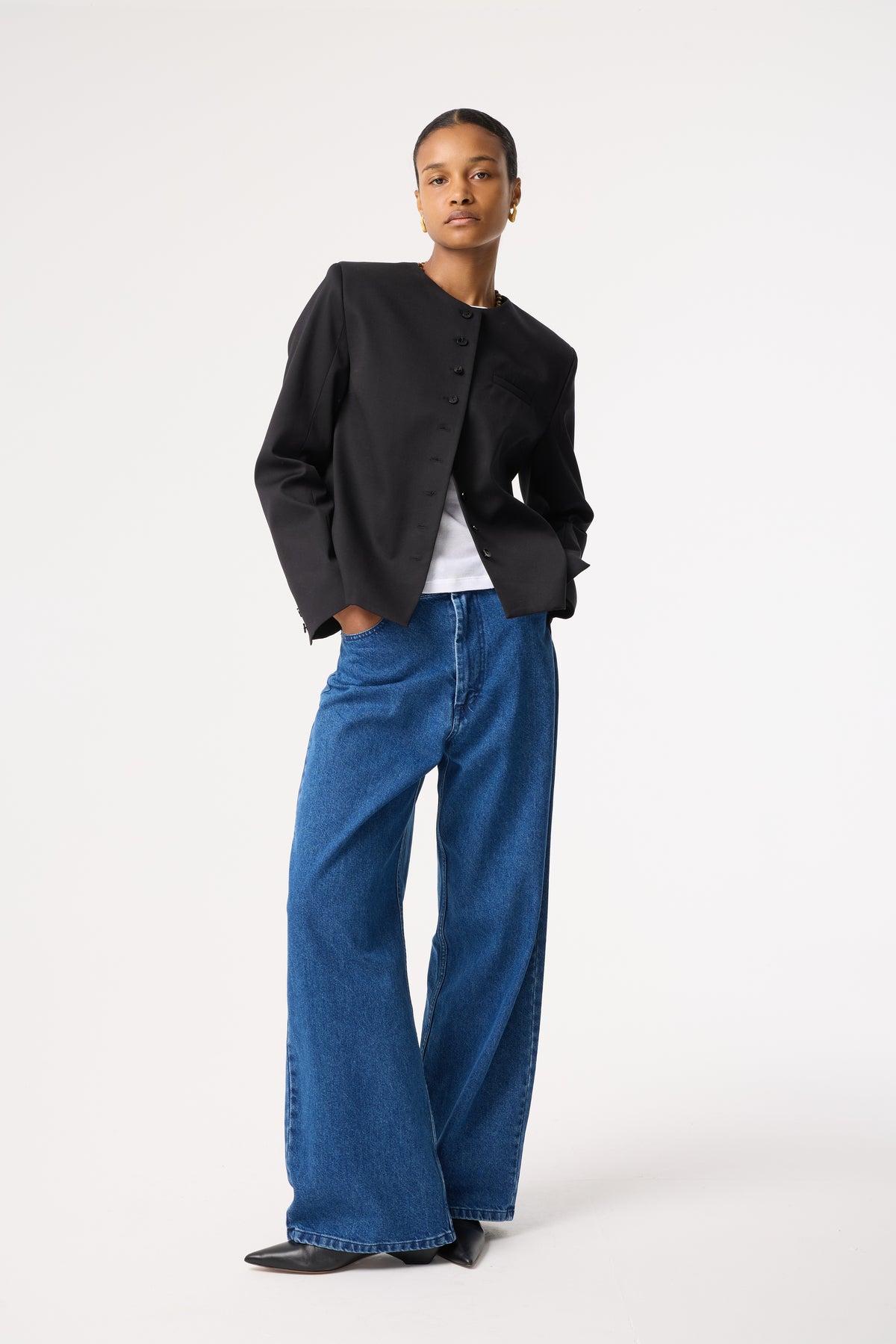 LYDIA BLACK JACKET