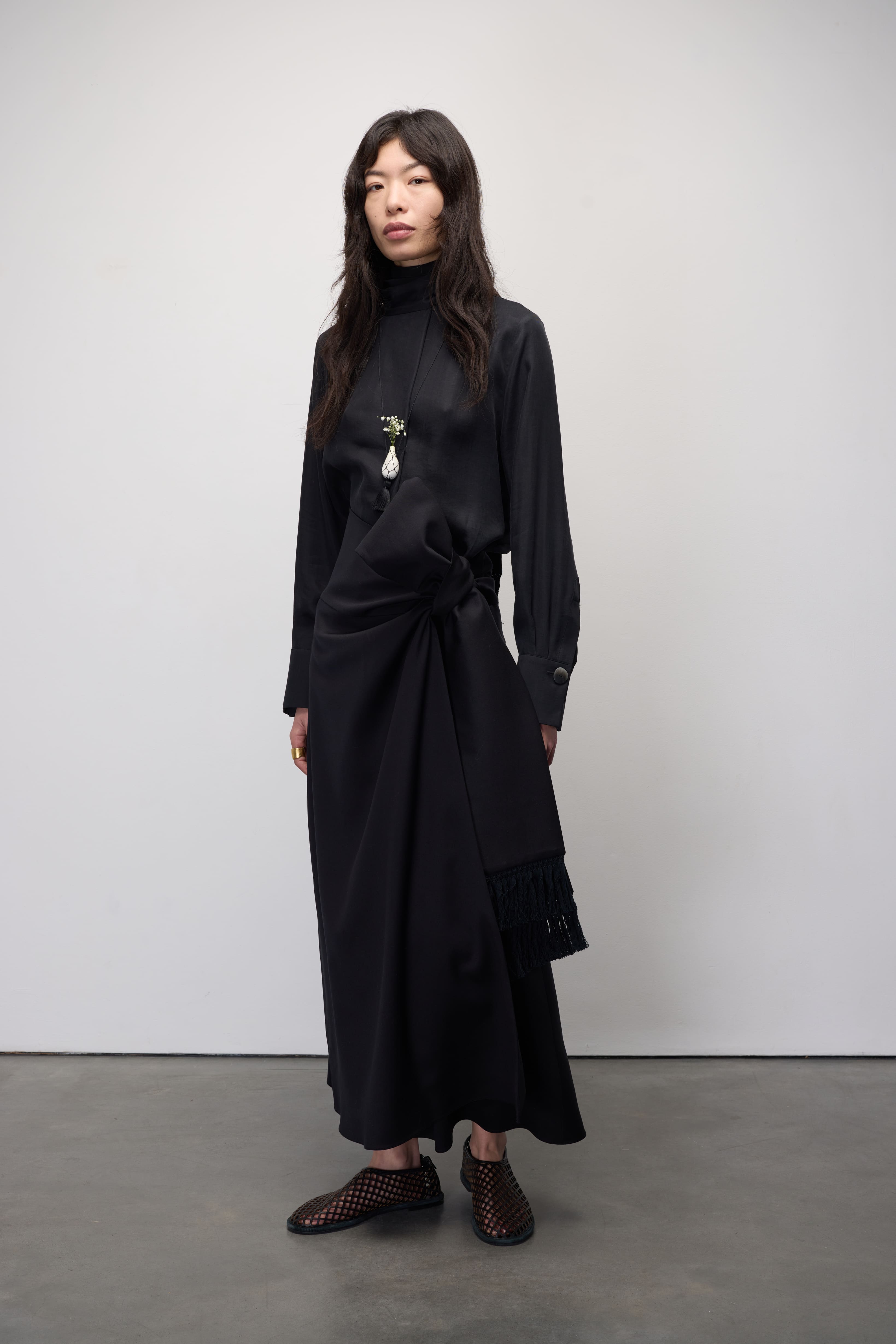 VIOLA BLACK BLOUSE