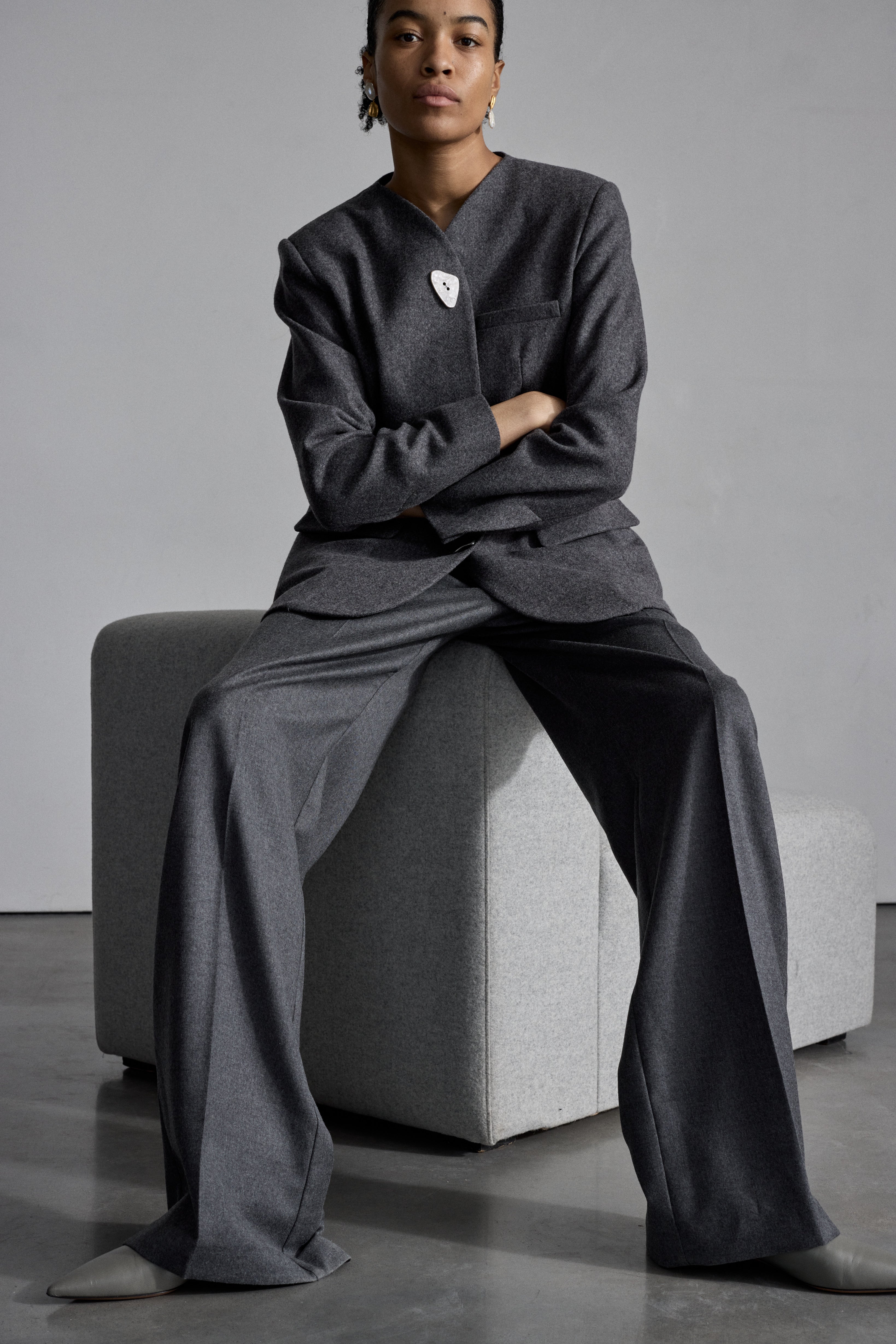 EARLA CHARCOAL GREY JACKET